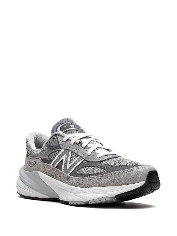 990 V6 Low-Top Sneakers