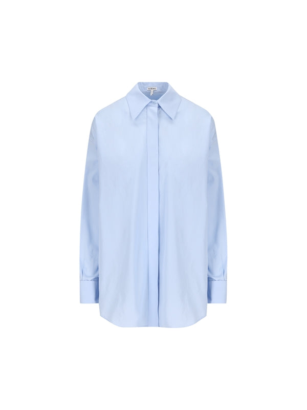 字母刺绣细节
衬衫