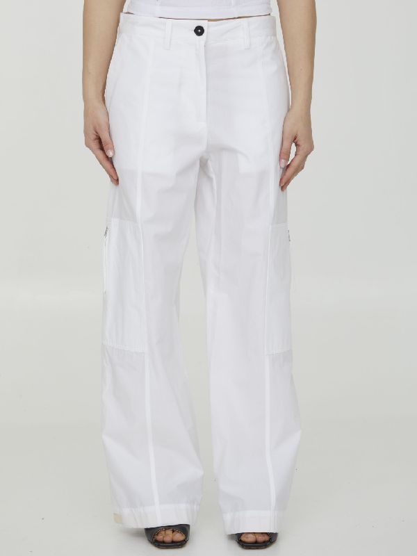 Zipper Pocket Detail Pleated Pants