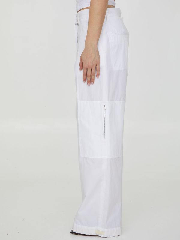 Zipper Pocket Detail Pleated Pants