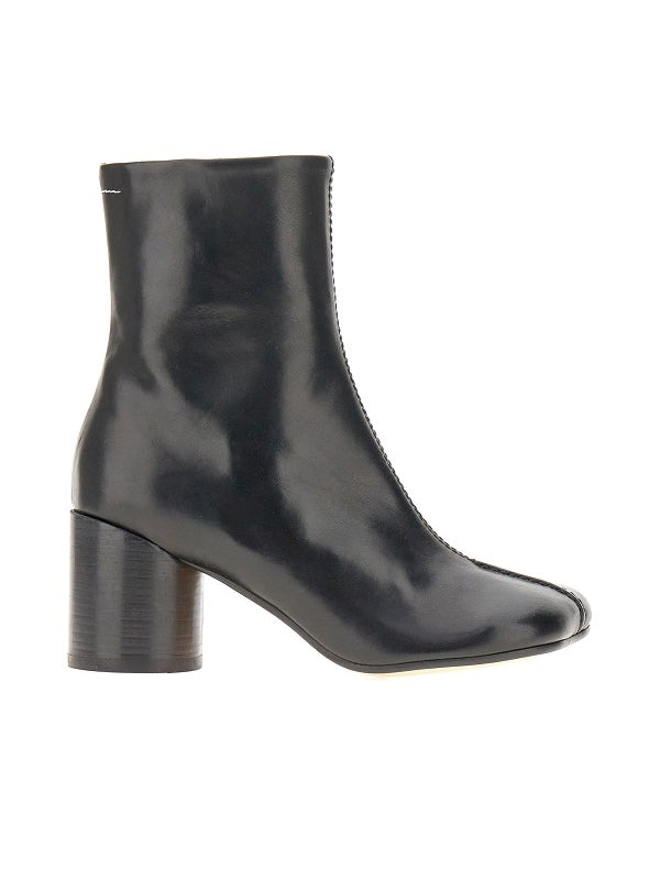 Anatomic Leather Ankle Boot
  Heel