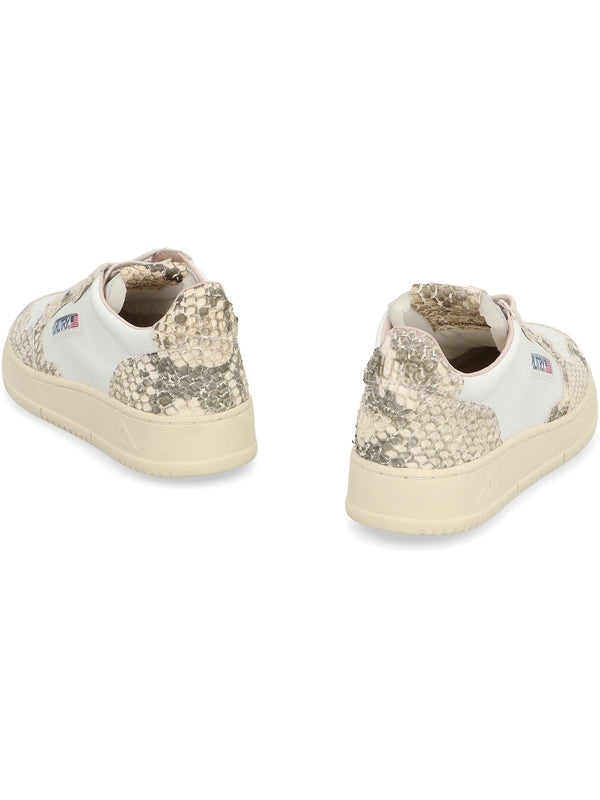Medalist Snake Effect Sneakers