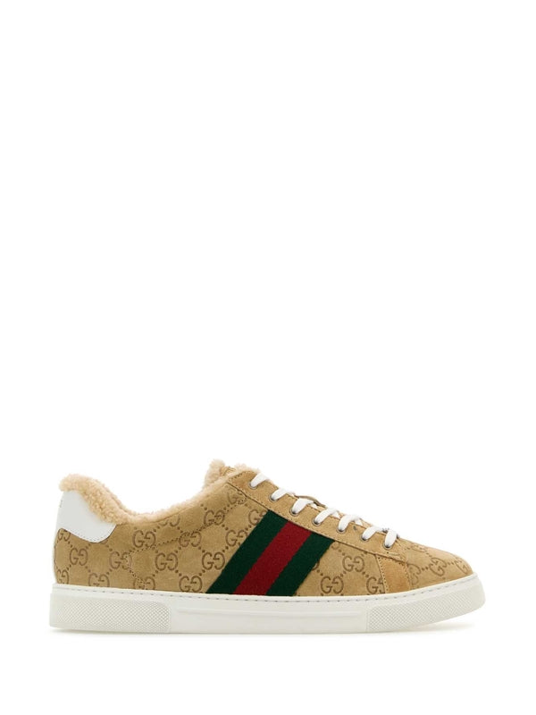 Ace Suede
  Low-Top Sneakers