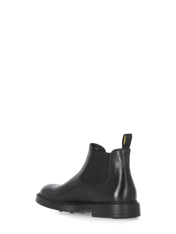 Doucal'S Black Chelsea Boots