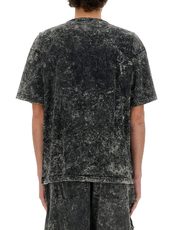 T-Box T-Peeloval T-Shirt