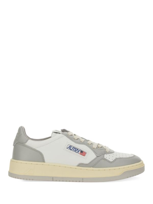 Medalist Lowtop Sneakers
