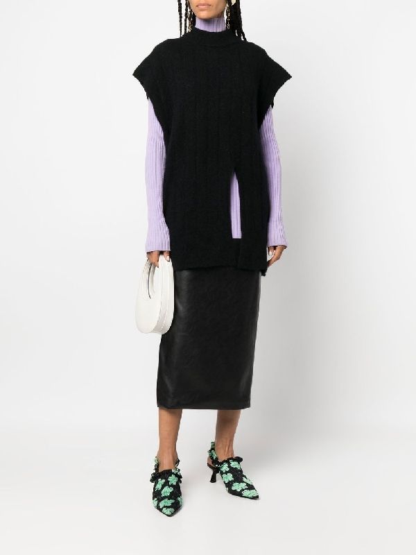 Ame Front Slit Knit Vest