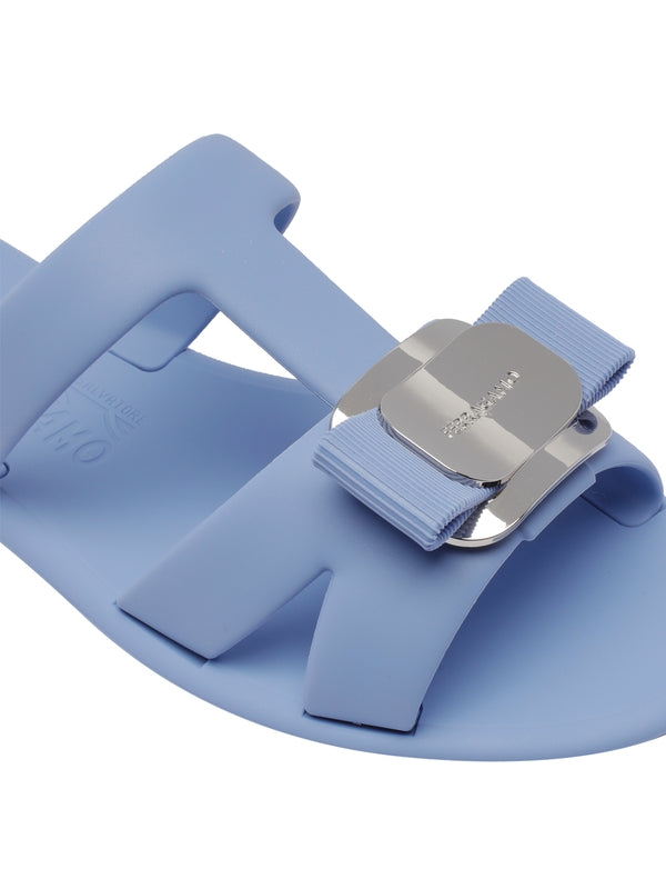 Metal Logo Detail Slide