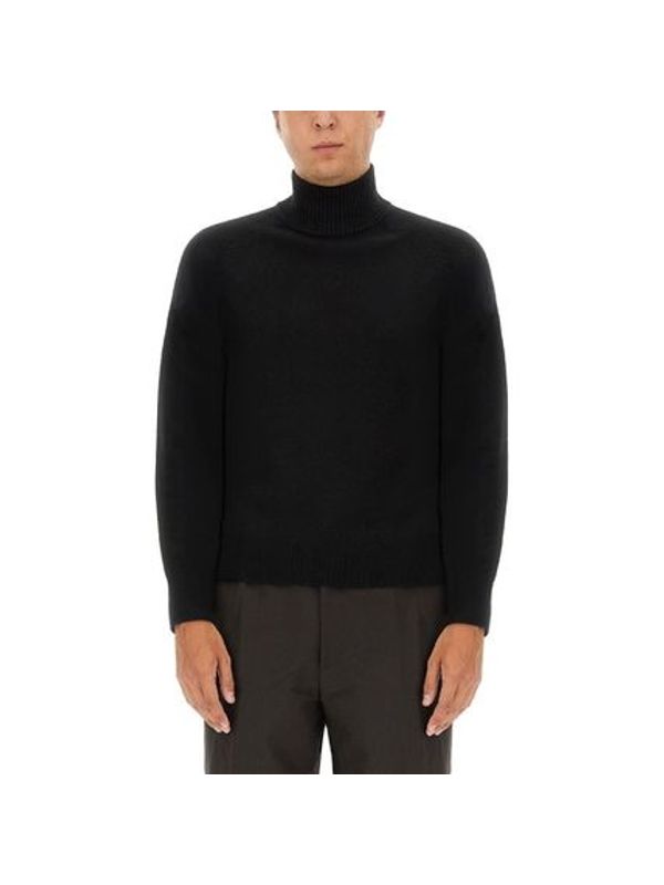 Mutated High Neck Knit