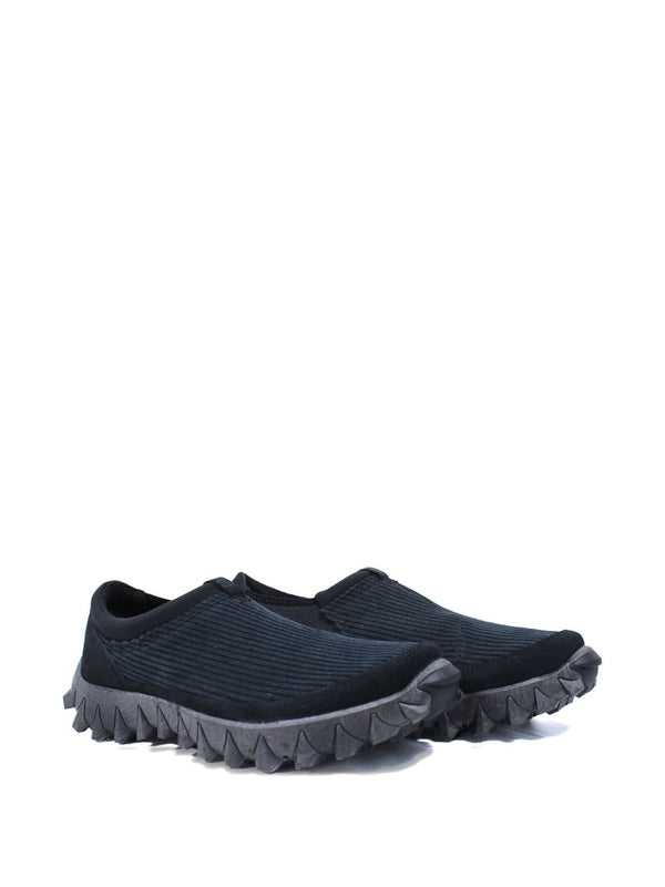 Salomon Black Low Top Sneakers