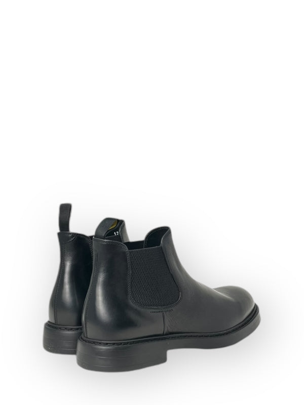 Black Leather Chelsea Boots