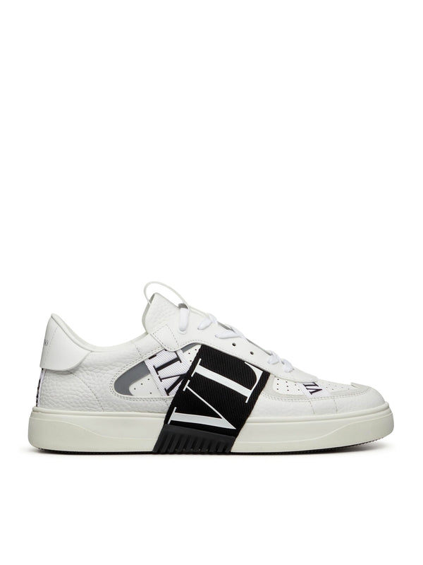 Vl7n Low Top Sneakers