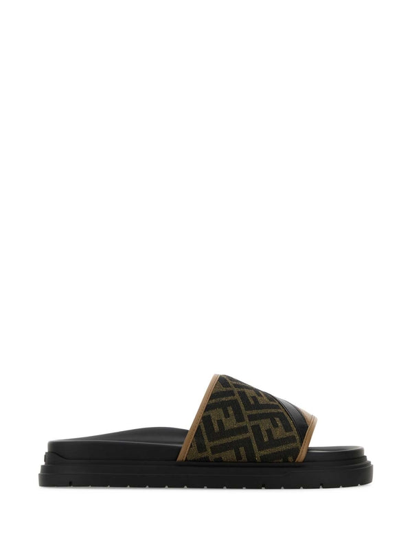 FF Logo Jacquard Slides