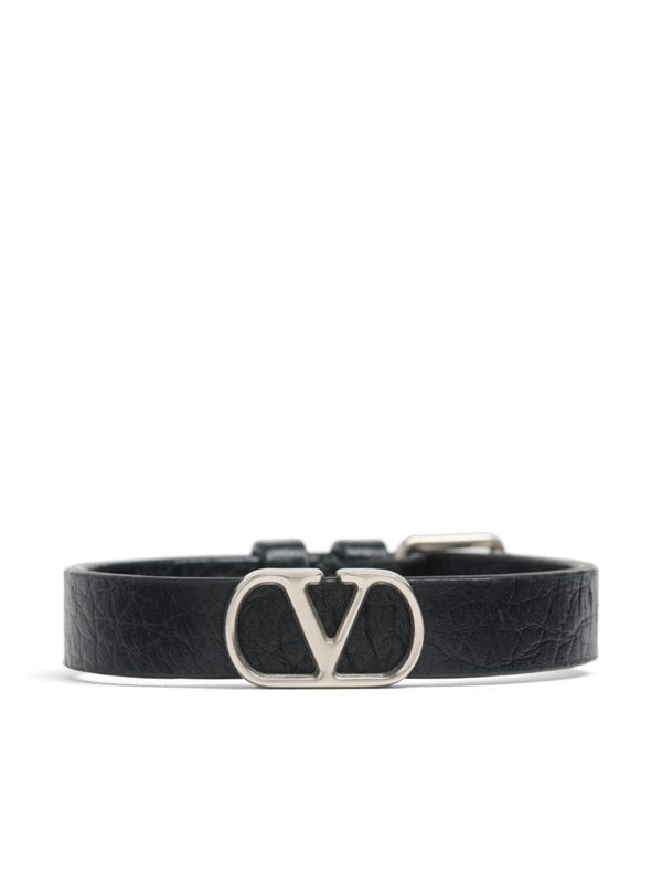 Signature V Logo Leather
  Bracelet