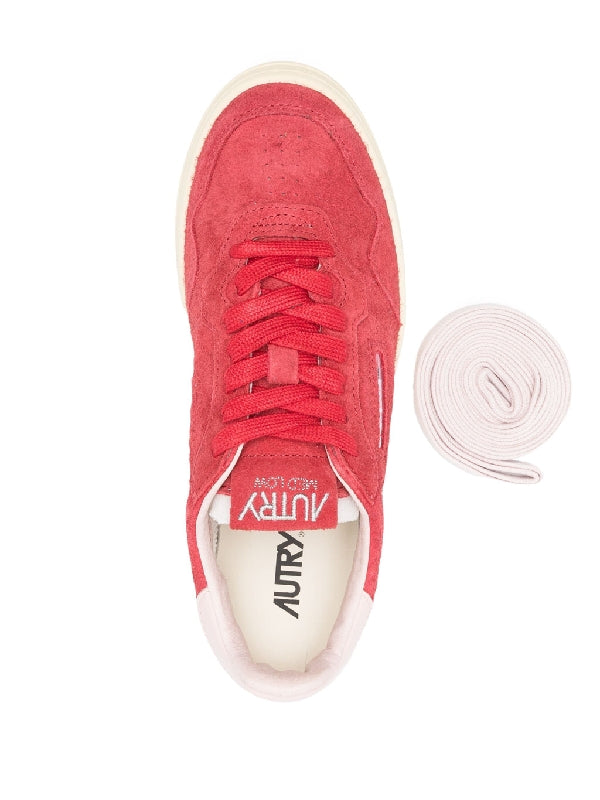 Medalist Lowtop Sneakers