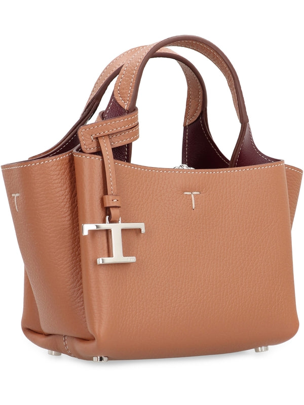 Tod'S Brown Tote Bags