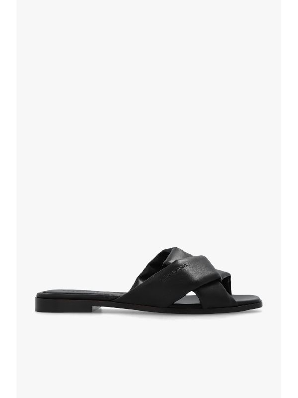 Alrai Cross
  Leather Slide