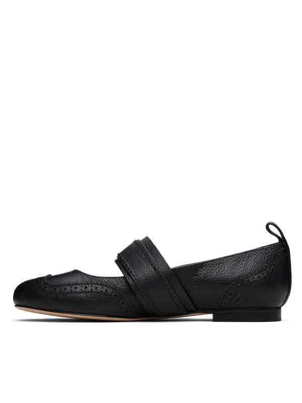 Round Toe Black Flat Shoes