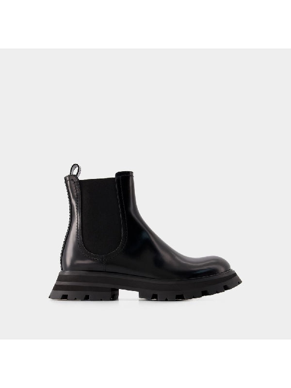 Wander Calfskin Chelsea Boots