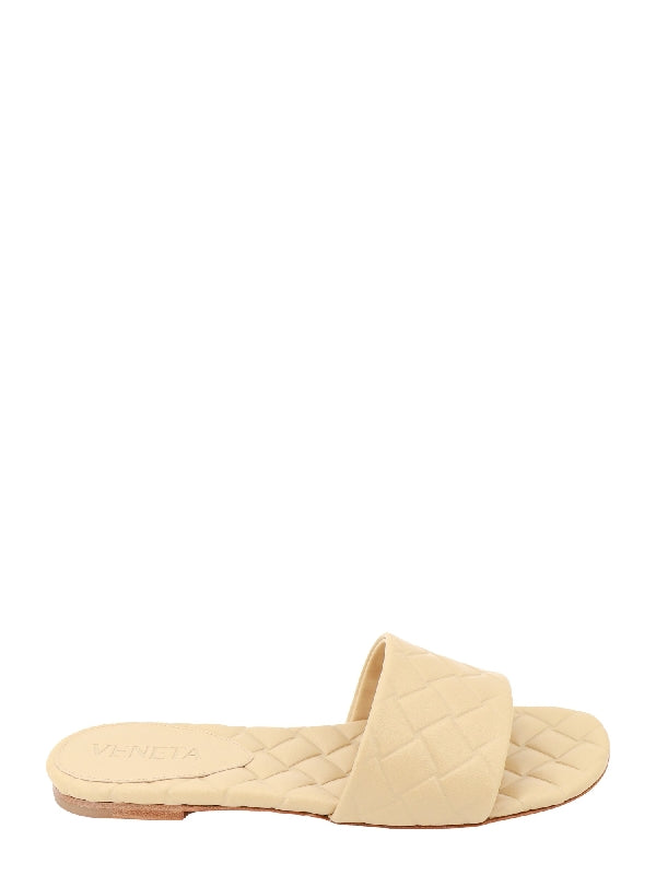 AMY Quilted Leather Flat Mule