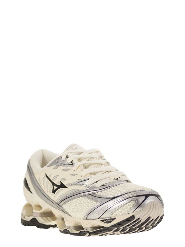 Mizuno Beige Low Top Sneakers