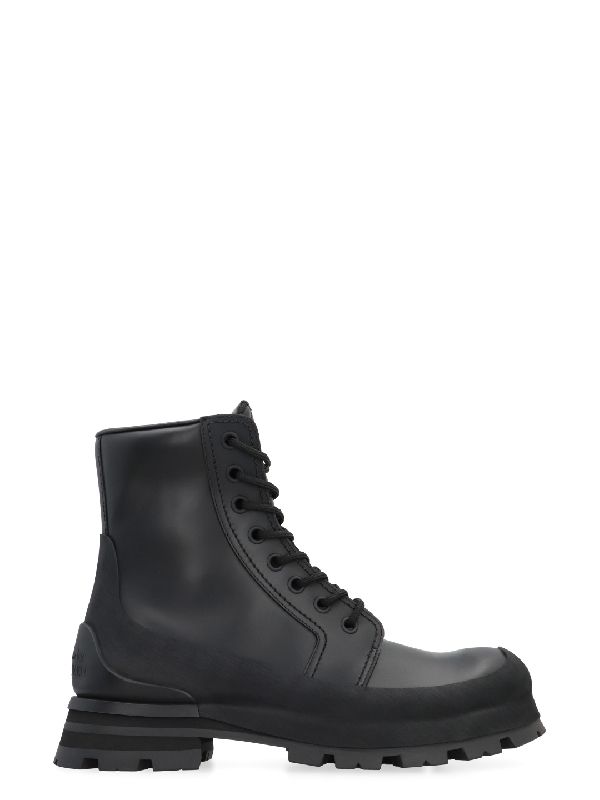 Wonder Calfskin Lace-Up Boots