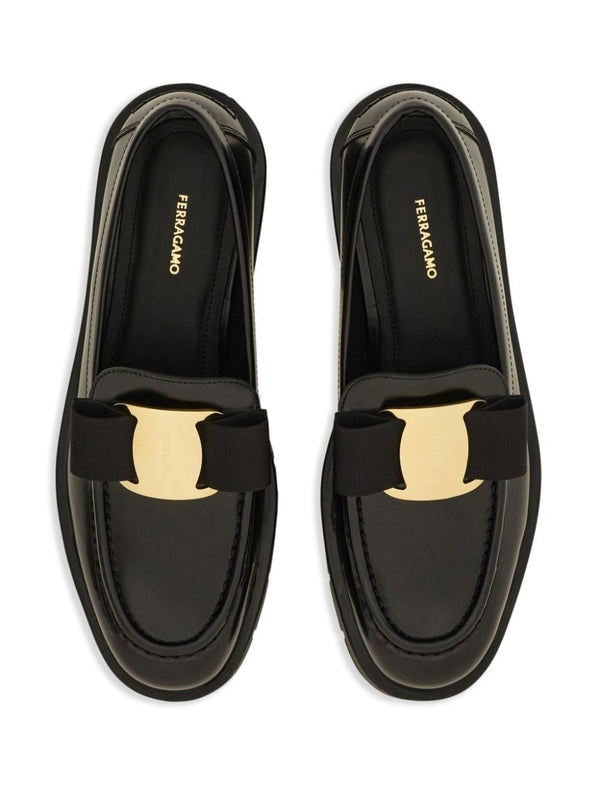 Bow Detail Leather Loafer