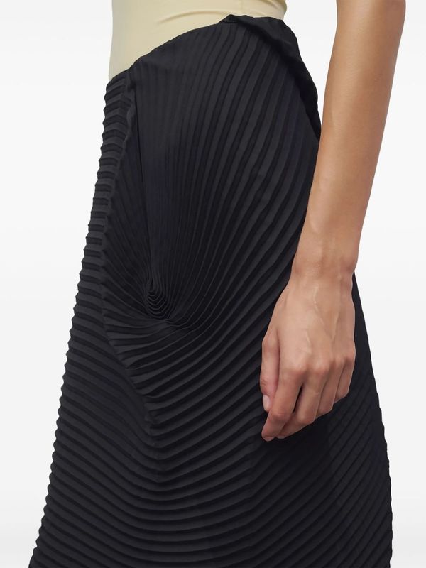 Yuki Pleats Detail Midi
  Skirts