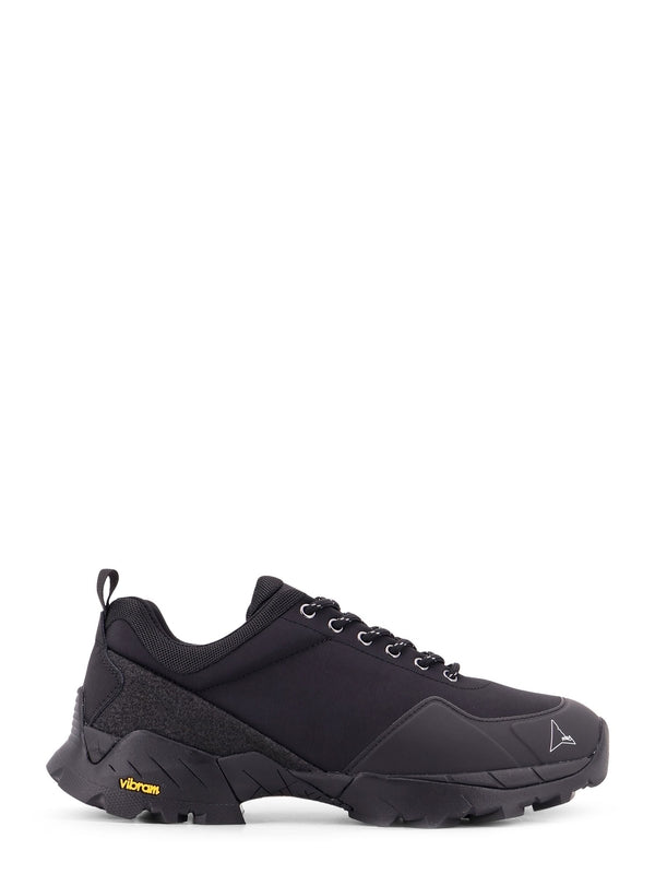 Roa Black Low Top Sneakers
