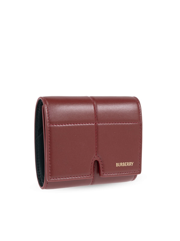 Ekd Logo
  Lettering Leather Wallet