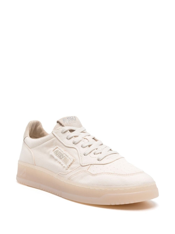 Medalist Low-Top Sneakers