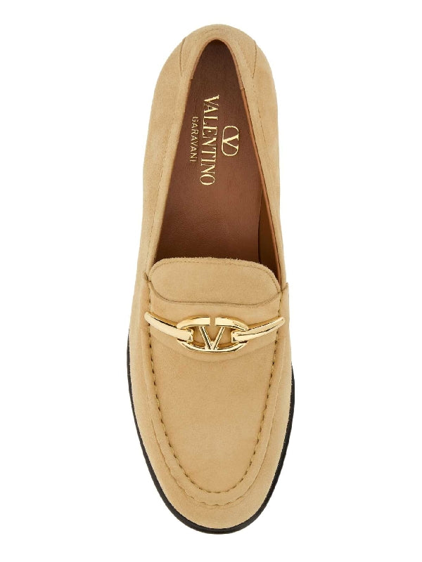 V Logo Signature Leather Loafers