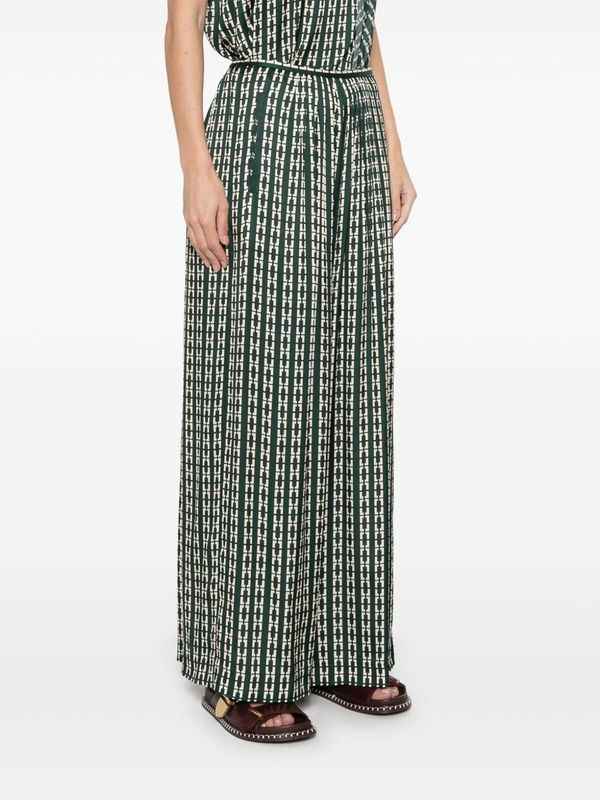 Wide Pattern
  Detail Pants