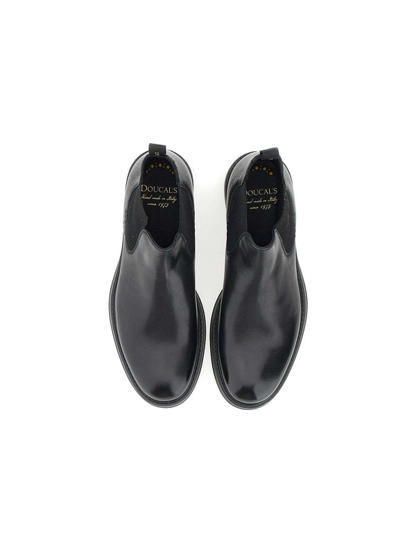 Doucal'S Black Chelsea Boots