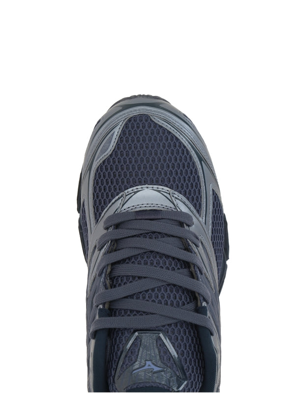 Mizuno Black Low Top Sneakers