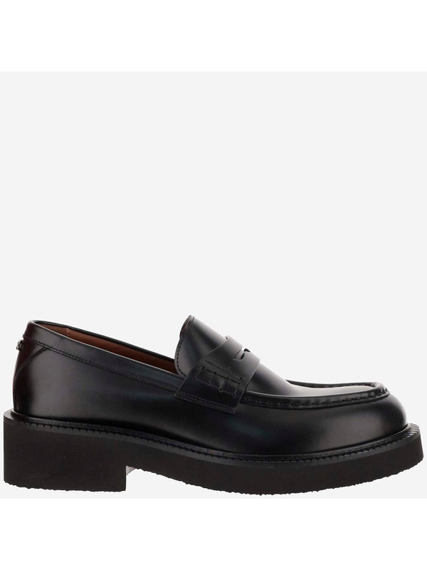 V Logo Calfskin Loafers