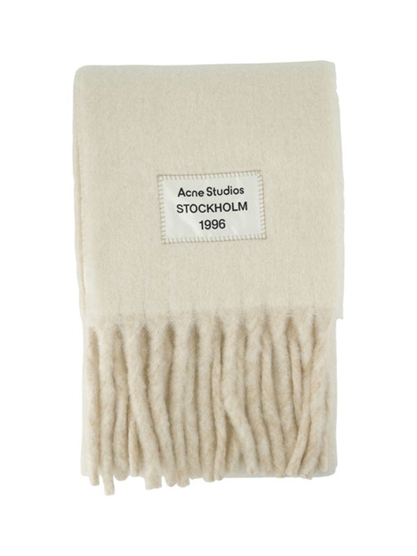 Logo Patch Alpaca Fringe Scarf