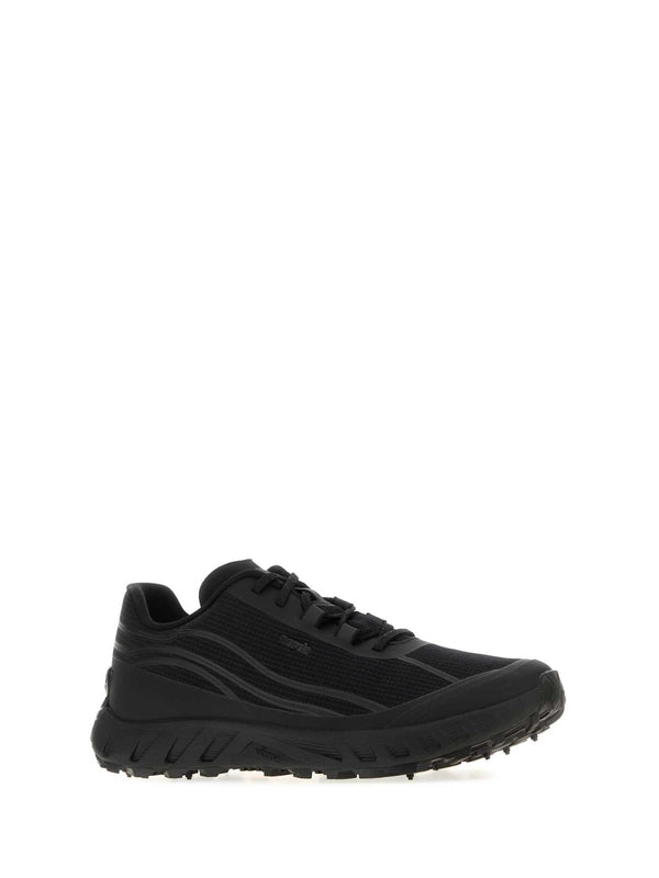 Norda Black Low Top Sneakers