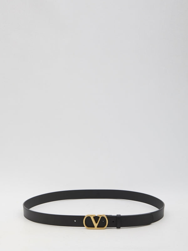 V Logo Buckle Leather Belt