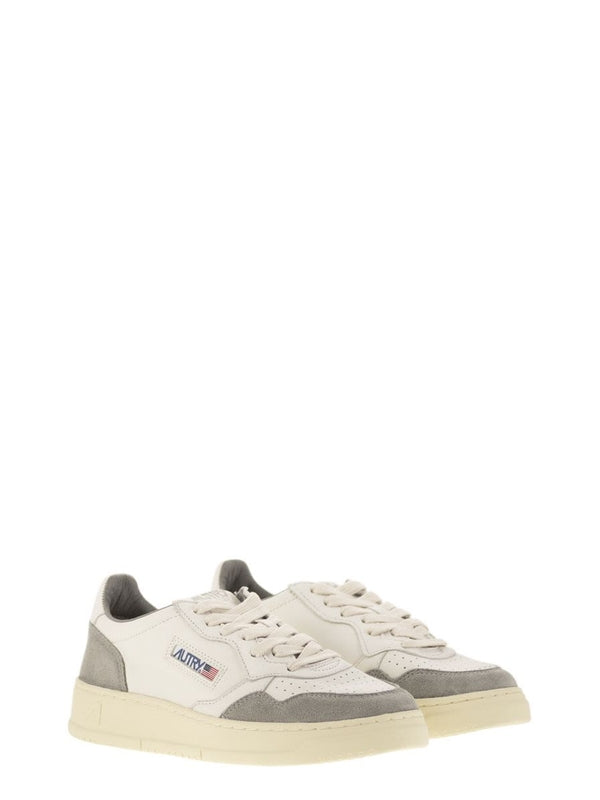 Medalist Low-Top Sneakers