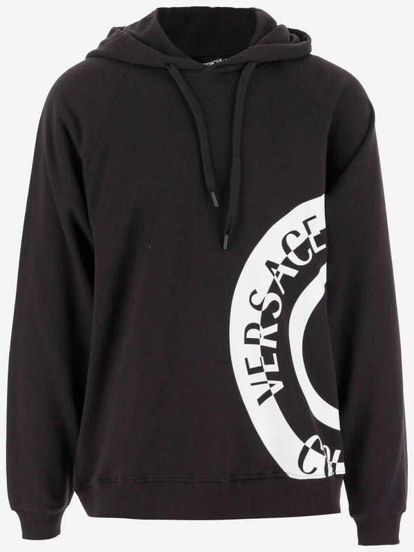 V Emblem Printing Hooded Top