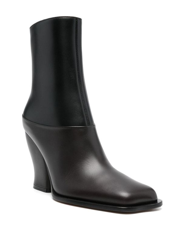 Onda Leather
  Ankle Boots