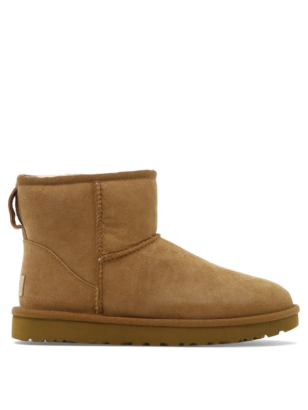 Classic Mini 2 Ugg Boots