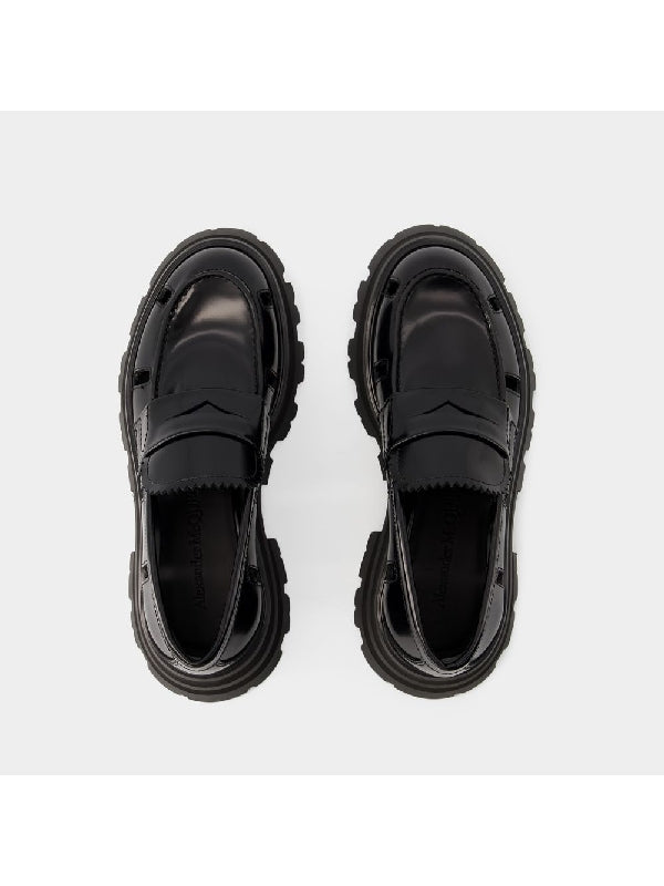 Wander Cutout Leather Loafer