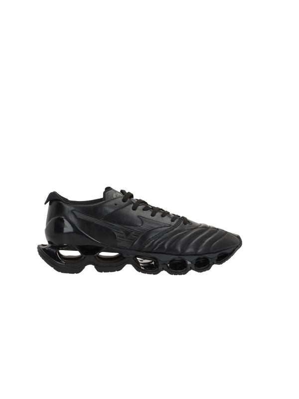 Mizuno Black Low Top Sneakers