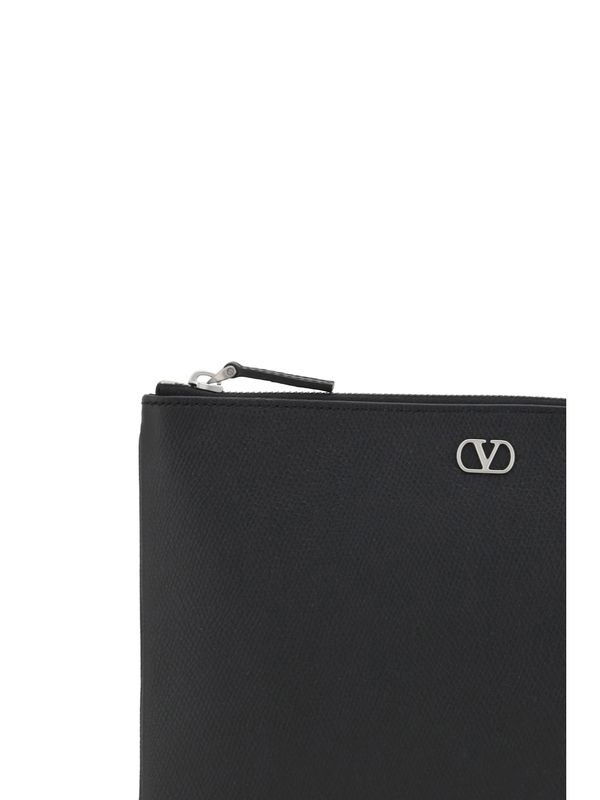 Signature V Logo Calfskin Clutch Bag