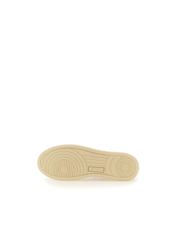 Medalist Lowtop Sneakers