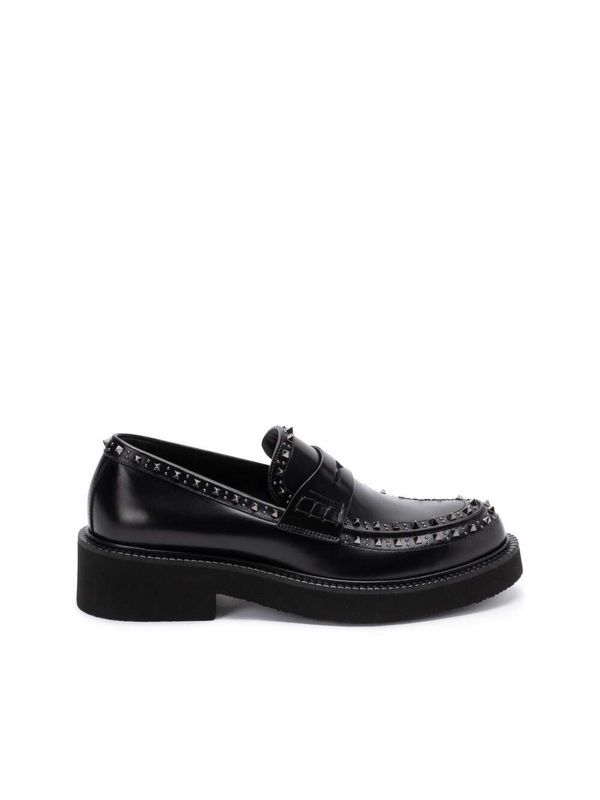 Rockstud Decorative Leather Loafer