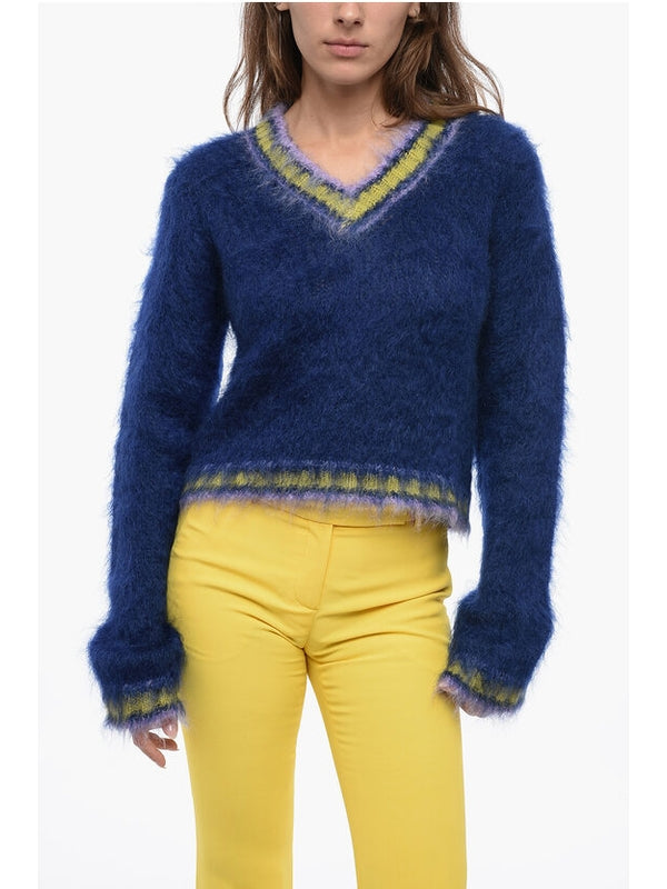 条纹饰边马海毛拉绒针织