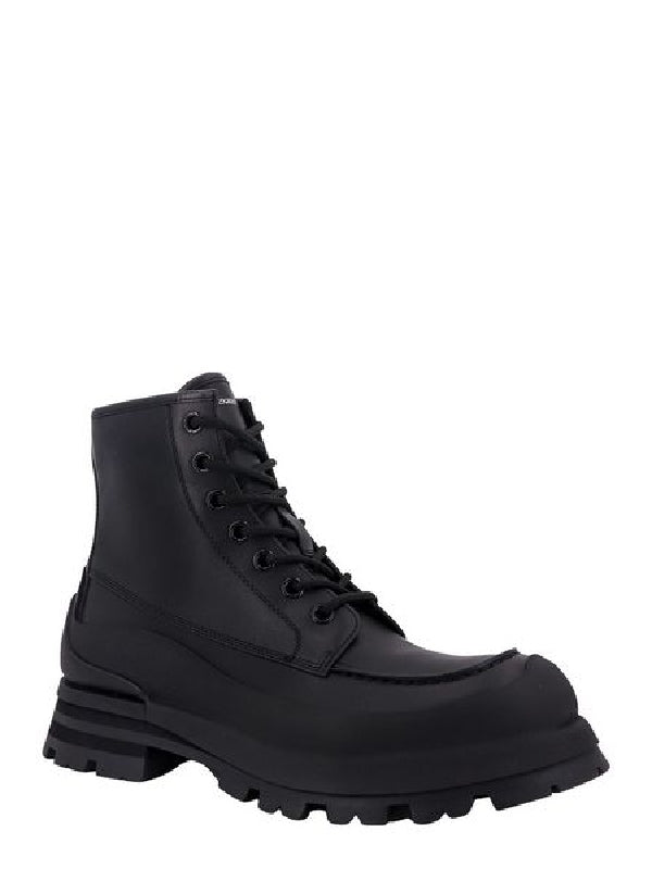 Wander Lace-up Leather Boots